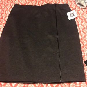 Falda size 10. Nueva nunca usada .